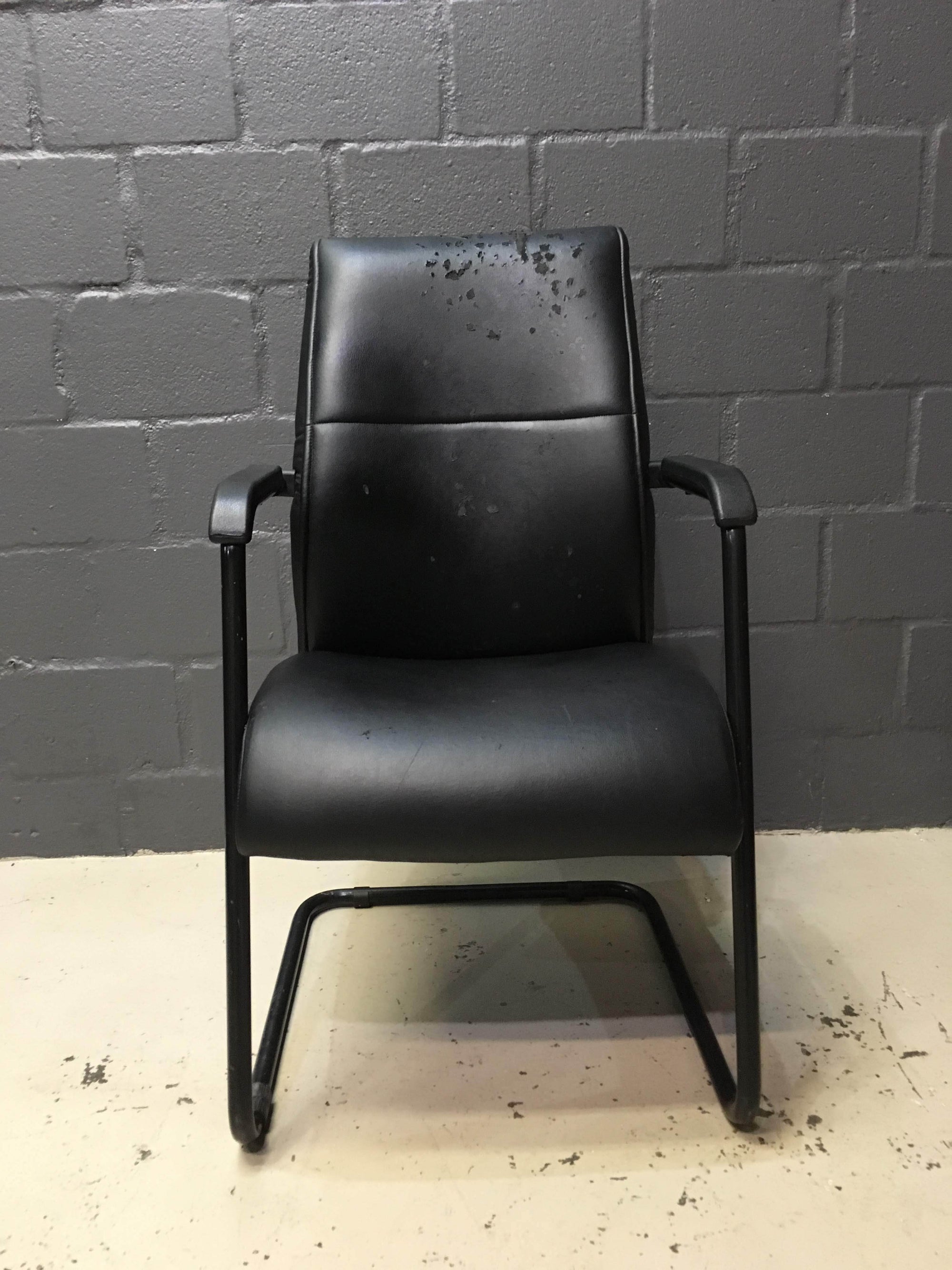 Pleather Visitors Chair - 2ndhandwarehouse.com