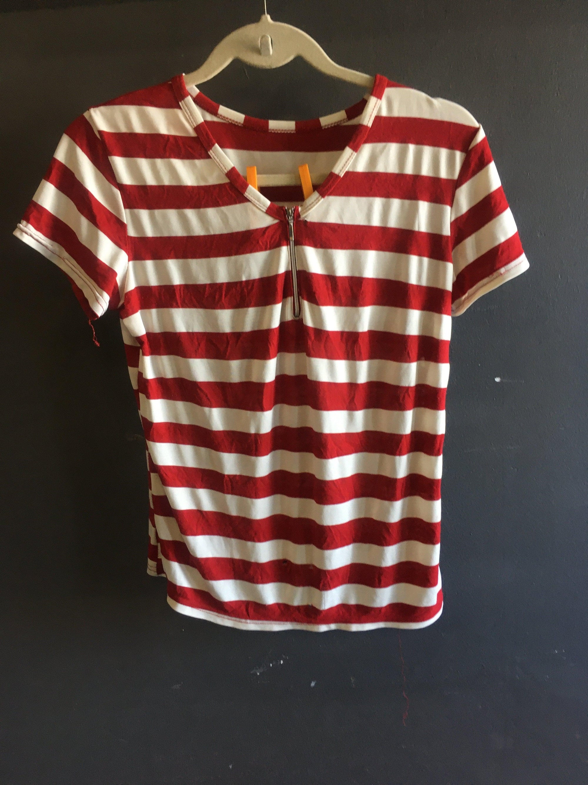 Red Striped T Shirt - 2ndhandwarehouse.com