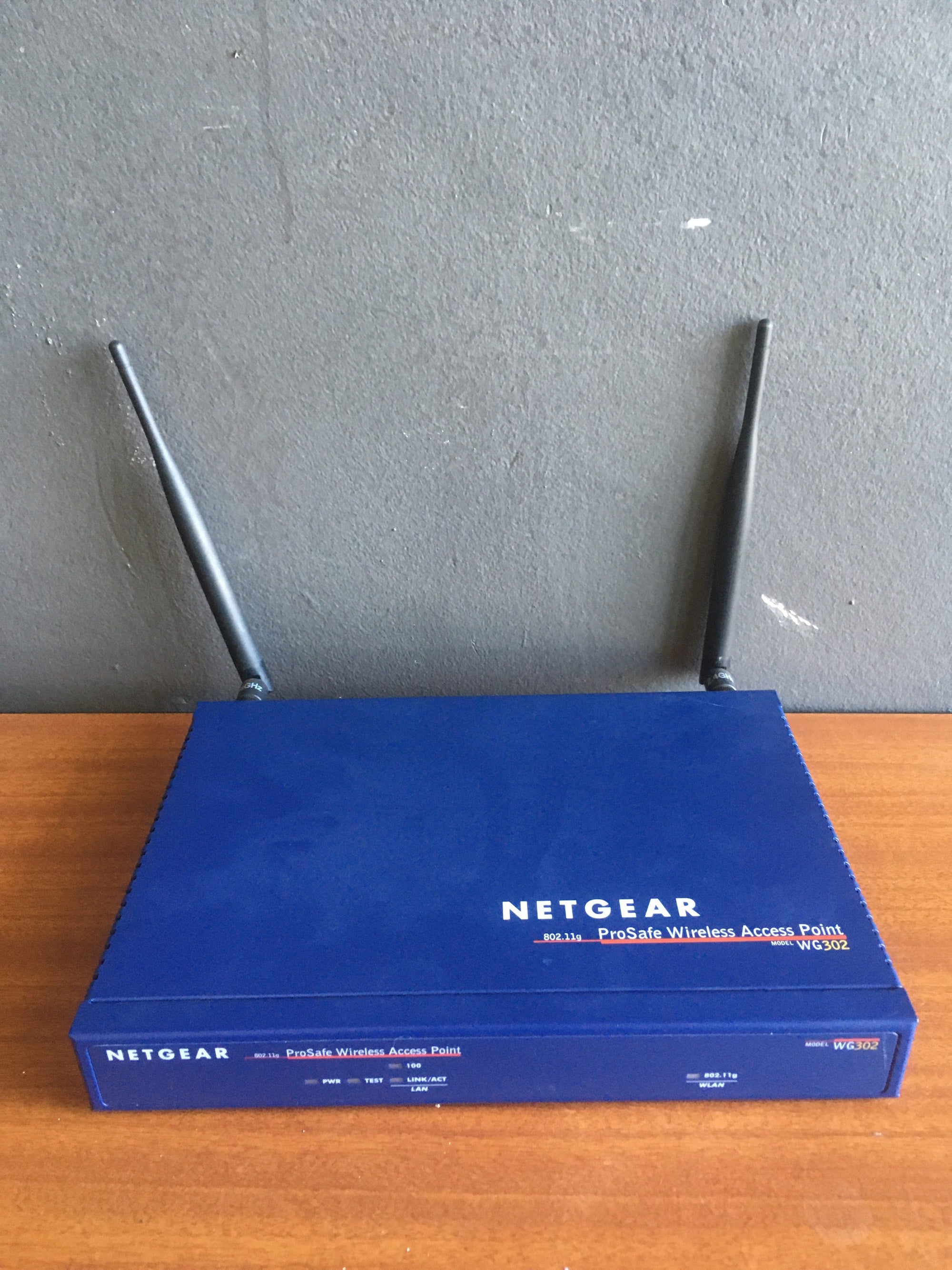 Netgear Prosafe Wireless Access Point WG302 - 2ndhandwarehouse.com