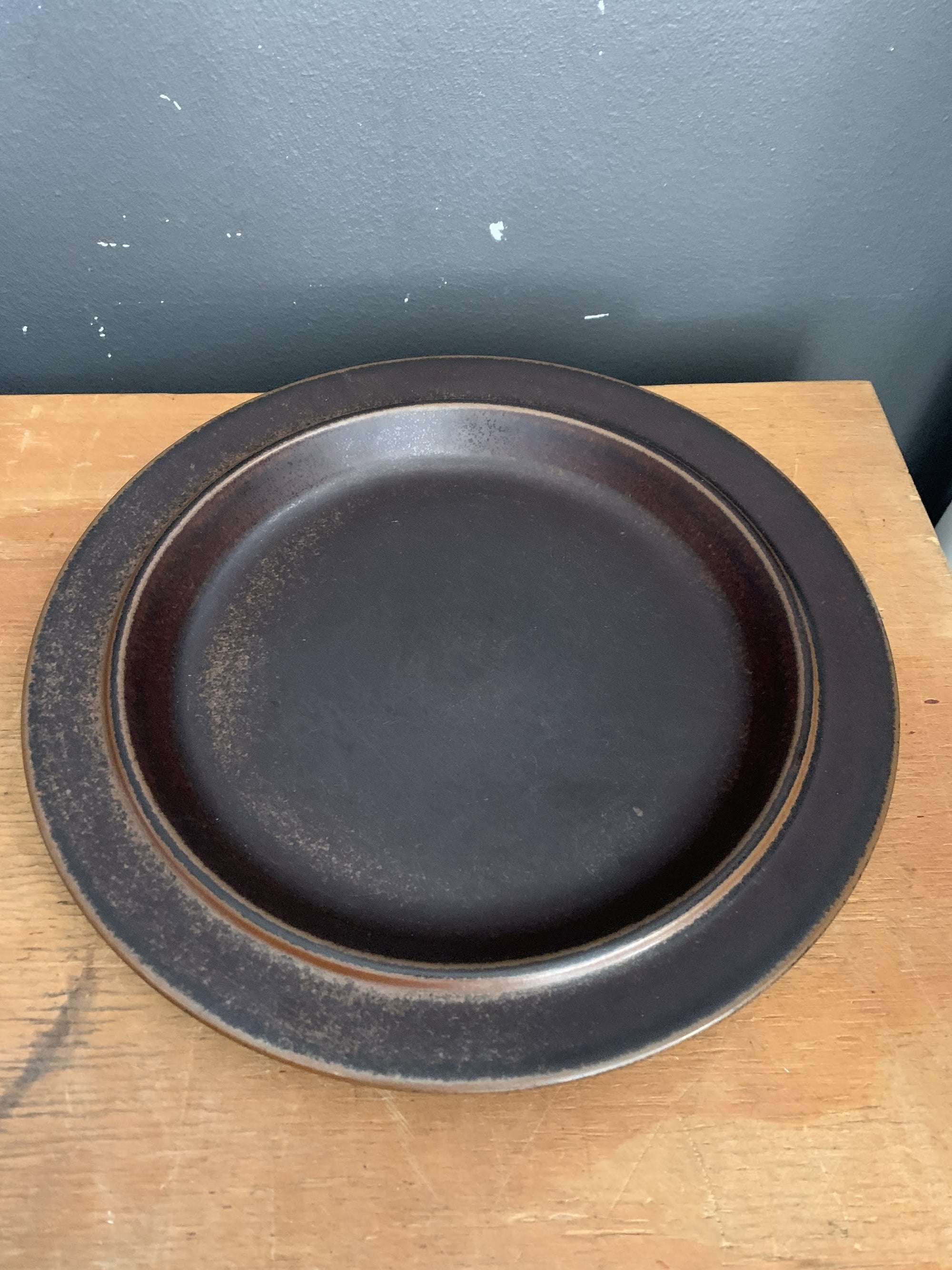 Clay Dark Side Plate - 2ndhandwarehouse.com