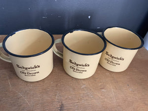 Tin Cup Set Of Three - 2ndhandwarehouse.com
