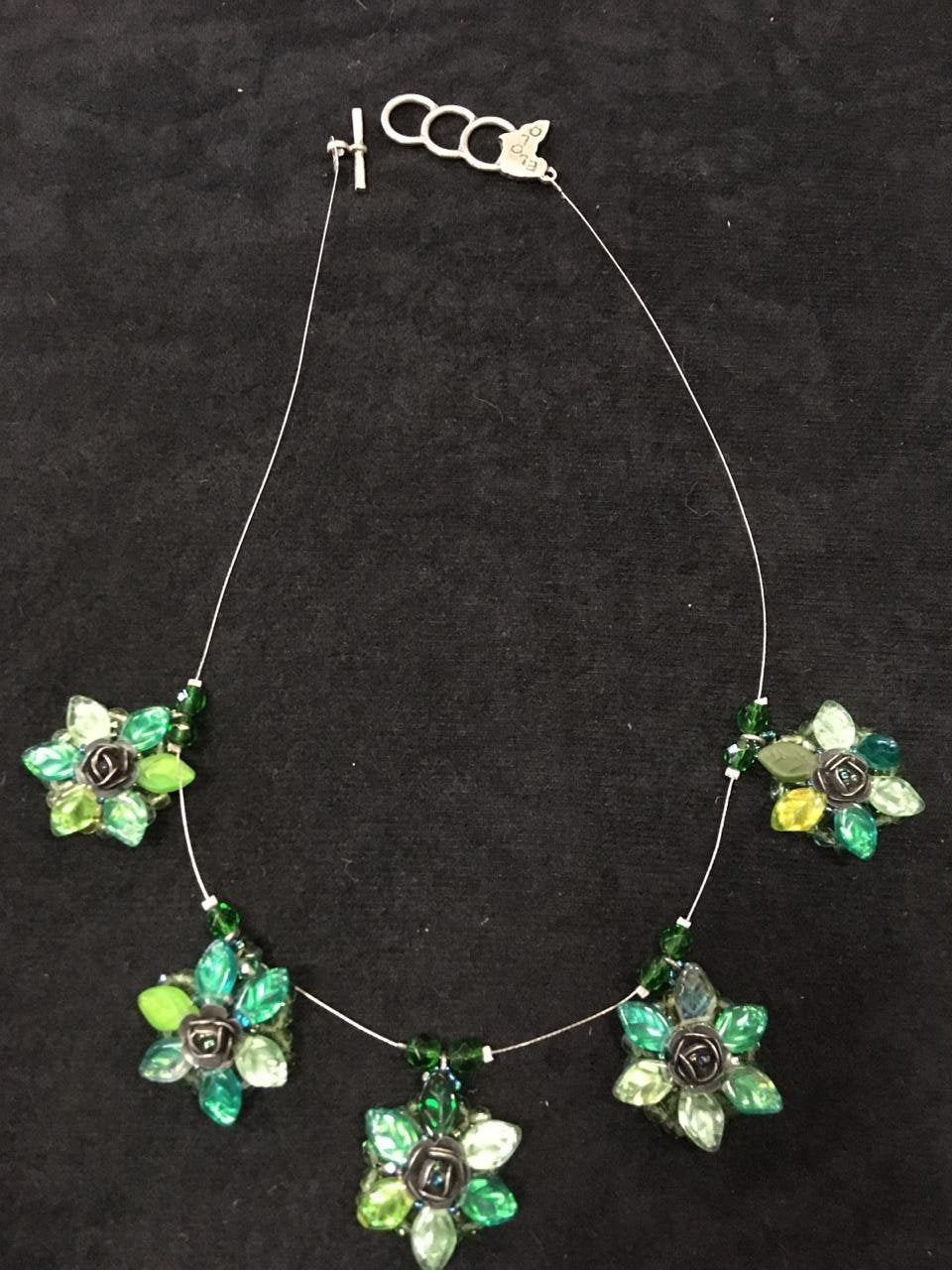 Green Flower Necklace - 2ndhandwarehouse.com