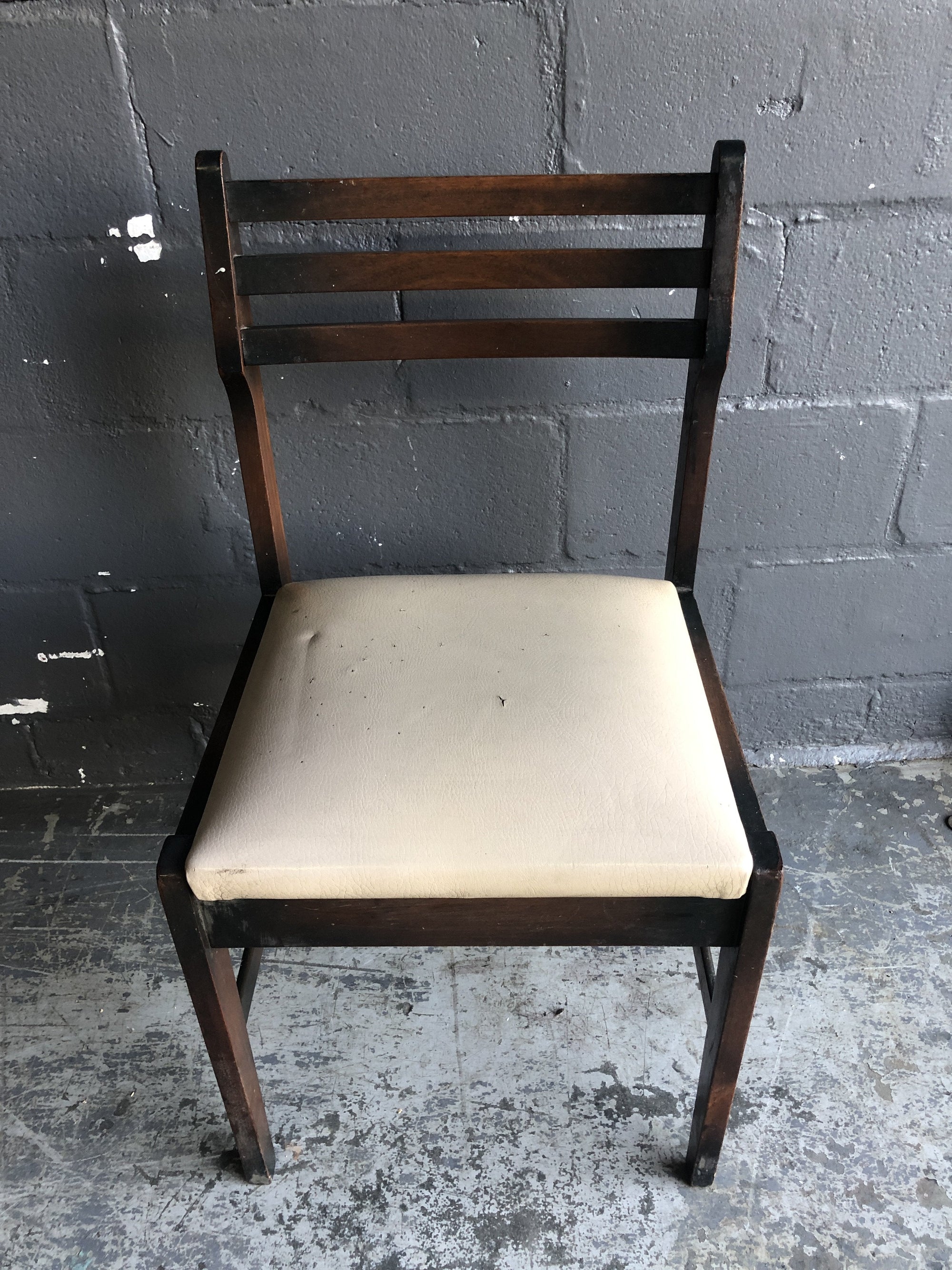 Wooden Dining Chair (Slightly Damaged Cushion) - 2ndhandwarehouse.com