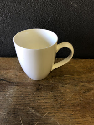 White cup - 2ndhandwarehouse.com