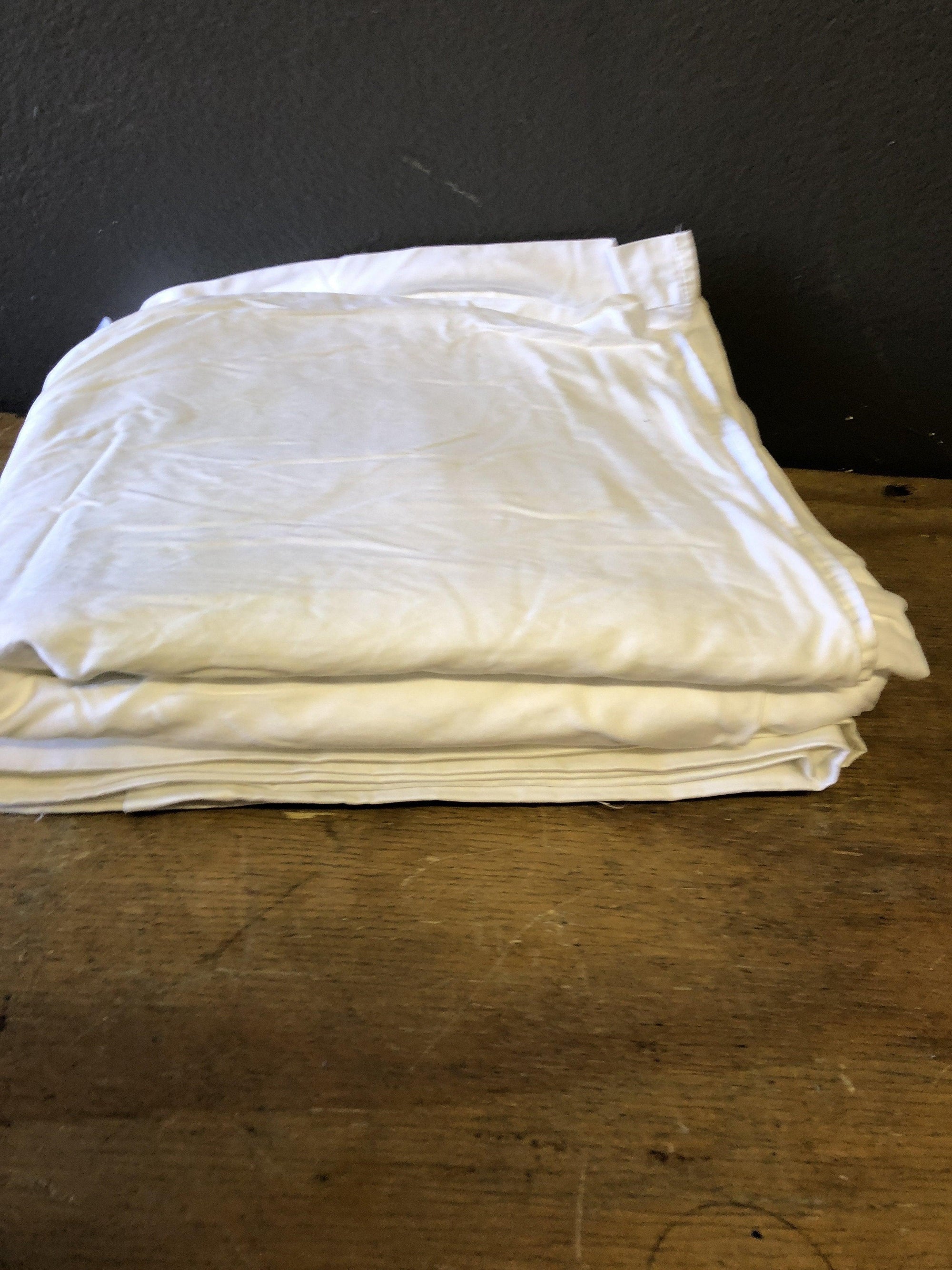 White sheet queen size linen - 2ndhandwarehouse.com