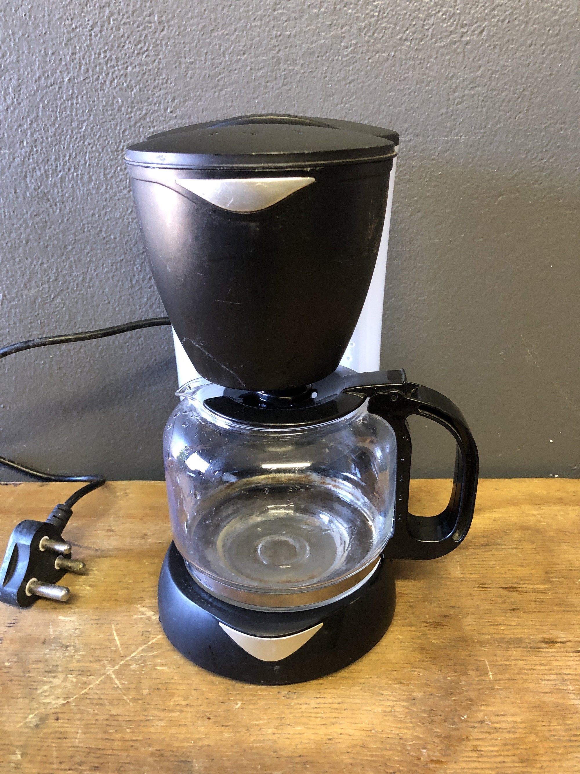 Coffee maker - 2ndhandwarehouse.com