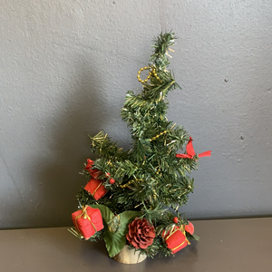 Christmas tree decorations - 2ndhandwarehouse.com