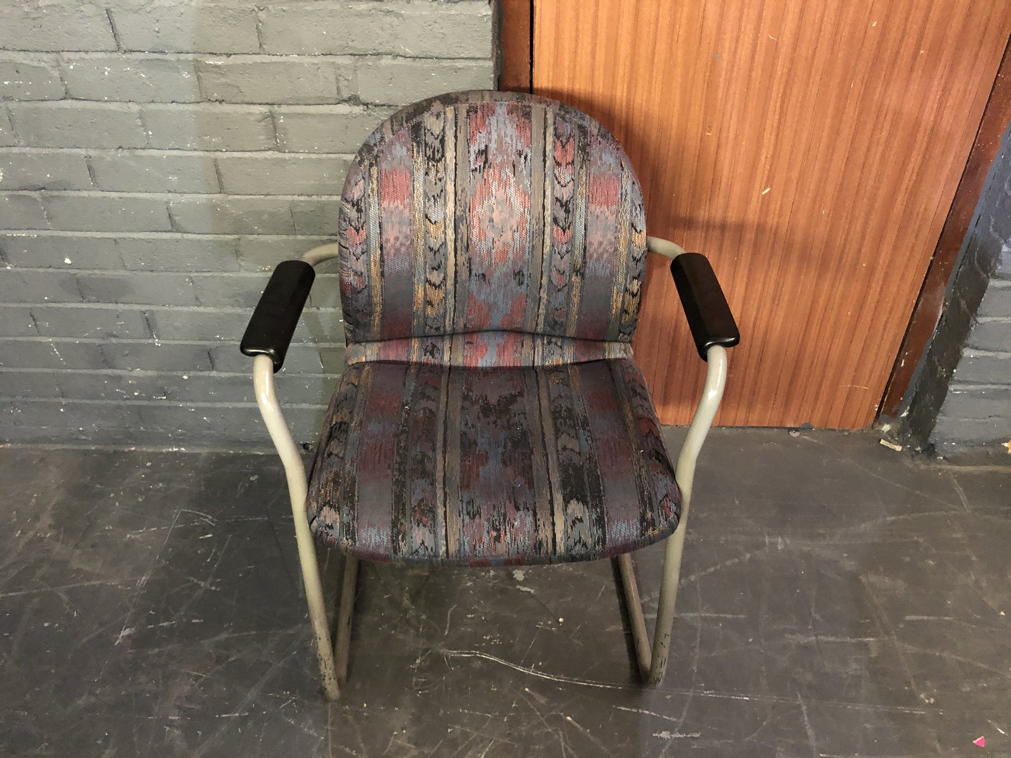 Purple Patterned visitors chair - 2ndhandwarehouse.com