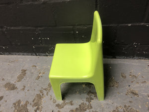 Kid plastic chair in Lime