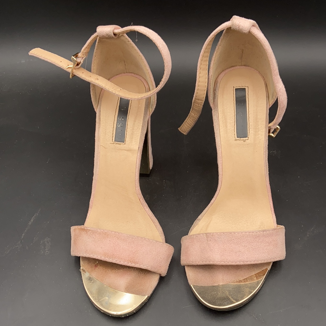 Pink heels  size 5