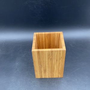 Wooden ase