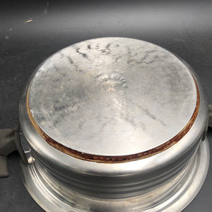 Medium silver pot  with black handles