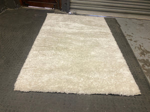 White Fluffy Carpet