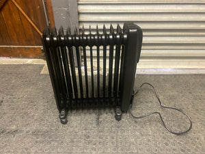 12 Fin Oil Heater Black Delonghi -REDUCED
