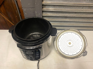 Salton Pressure Cooker(does not switch on)