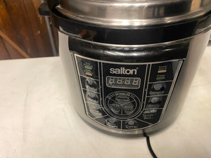 Salton Pressure Cooker(does not switch on)