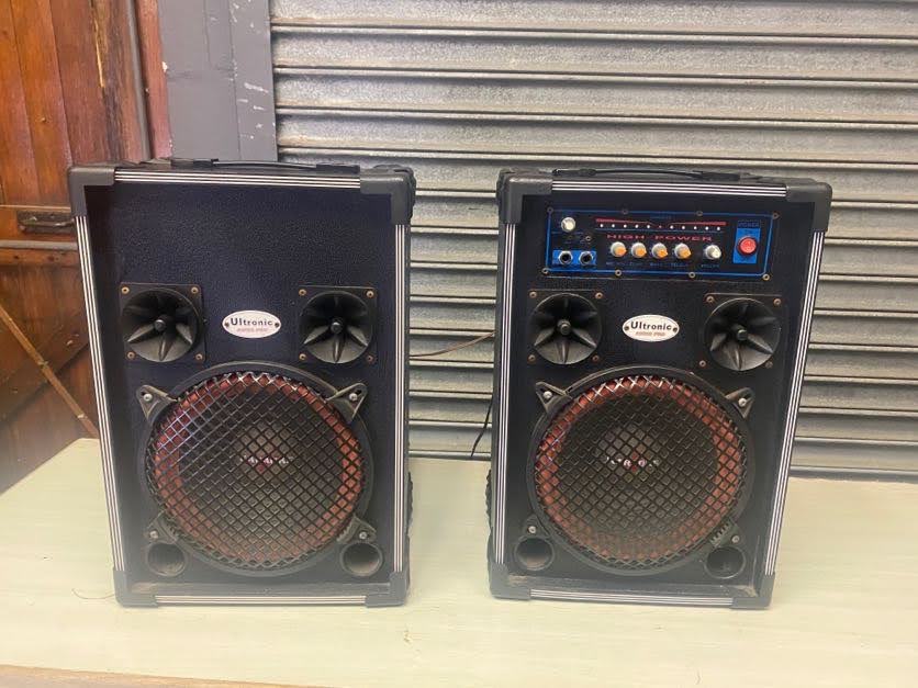 Ultronic Audio Pro Stereo Speakers -REDUCED