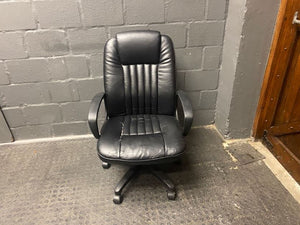 Leather Office Chair (Hydraulic Not Working) -REDUCED