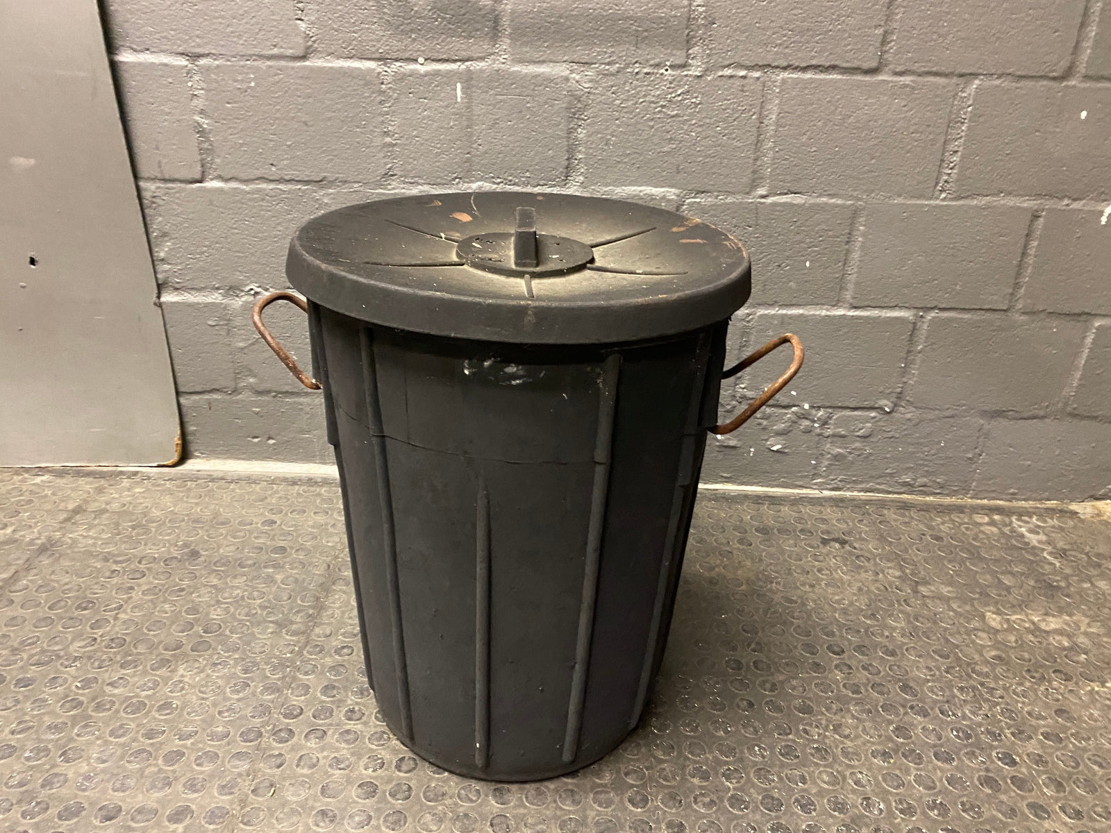 Black Rubbish Bin -REDUCED