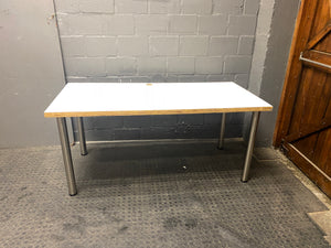 White Simple Table(Steel Legs)