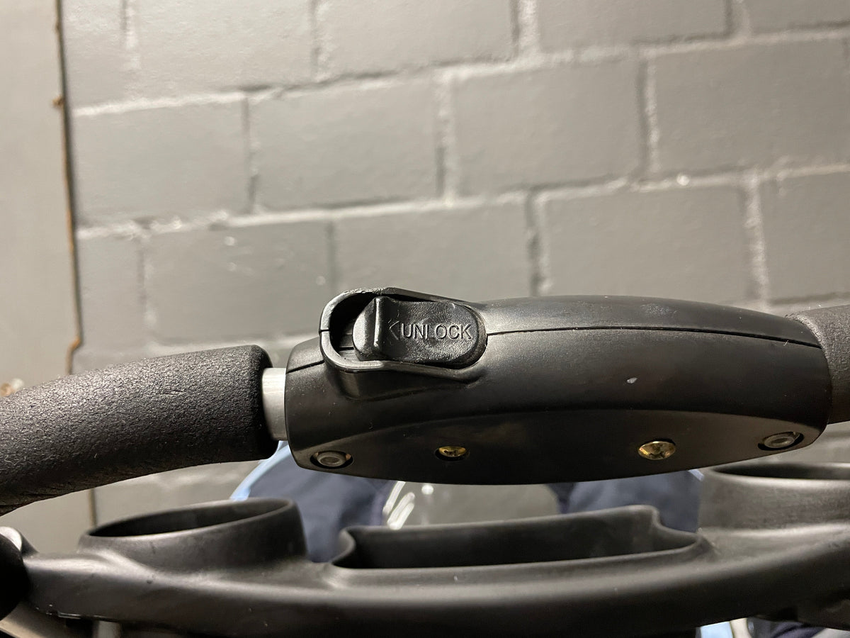 Bambino Pram(Dark Blue) - PRICE DROP