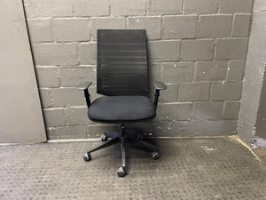Mesh Back Black Office Chair(Straight Back)