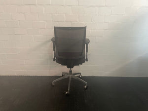 Squared Mesh Back Office Chair