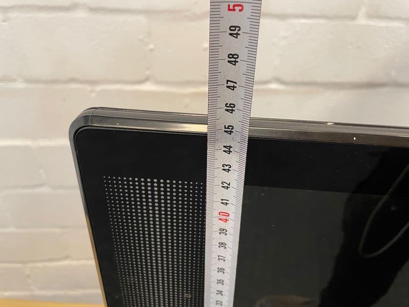 Omega 19" Inch LCD TV with Remote - not turning on - PRICE DROP