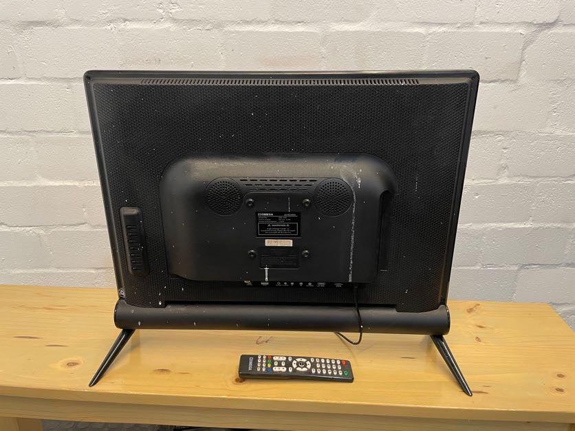 Omega 19" Inch LCD TV with Remote - not turning on - PRICE DROP