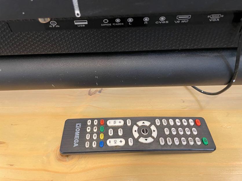 Omega 19" Inch LCD TV with Remote - not turning on - PRICE DROP