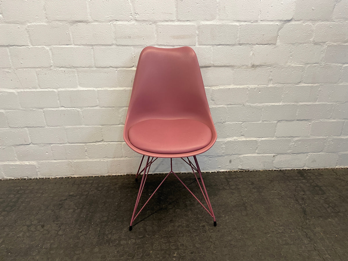 Retro Pink Dining Chair