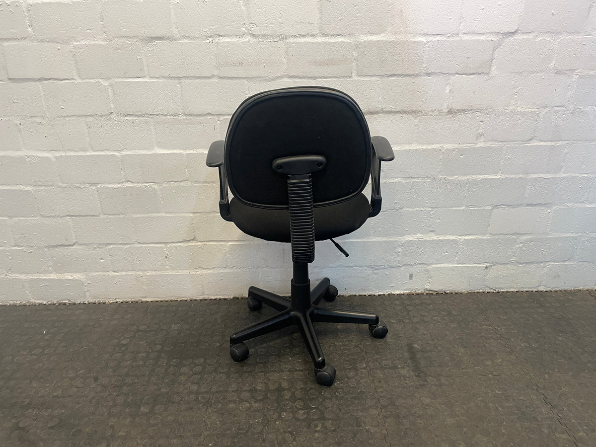 Black Typist Chair with Arm Rests