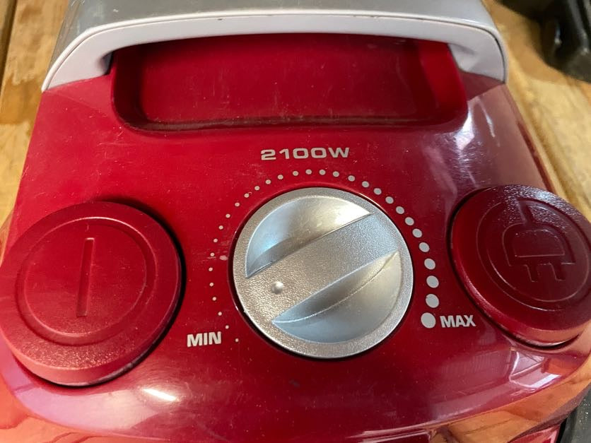 Electrolux Bagless Vacuum Cleaner 2100W