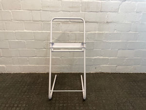 White Steel Roller Towel Stand
