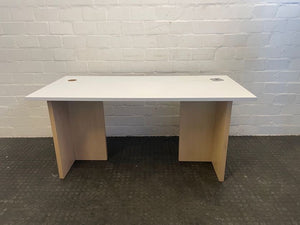 White Top PC Desk with Cable Management 160cm X 75cm