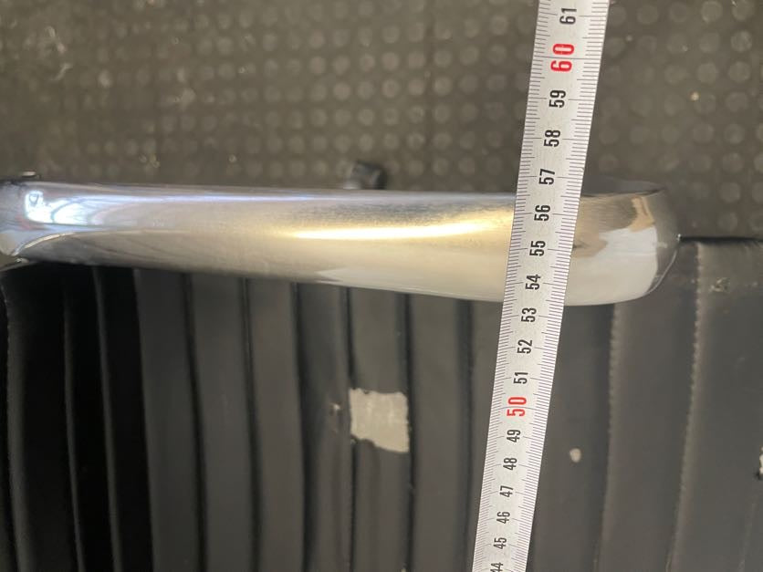 Patterned Black Executive Office Chair (Torn Seat) - REDUCED