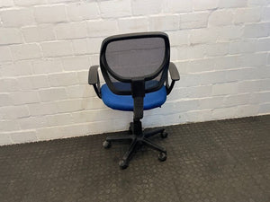 Blue Seat Mesh Back Typist Chair