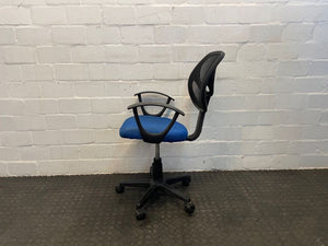 Blue Seat Mesh Back Typist Chair