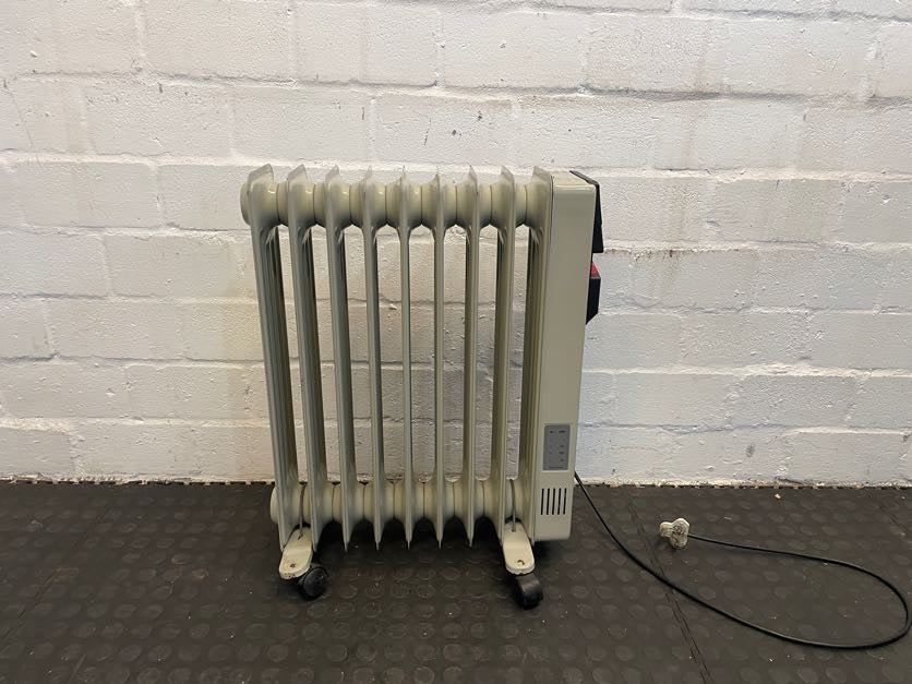 Finesse 9 Fin Oil Heater PRICE DROP 2ndhandwarehouse